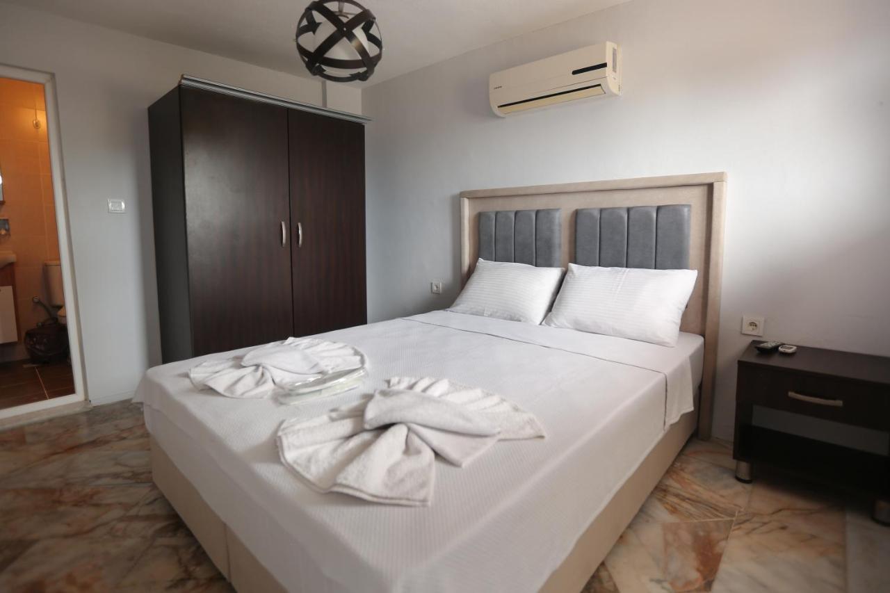 Ciftlik Hotel Çeşme Exterior photo