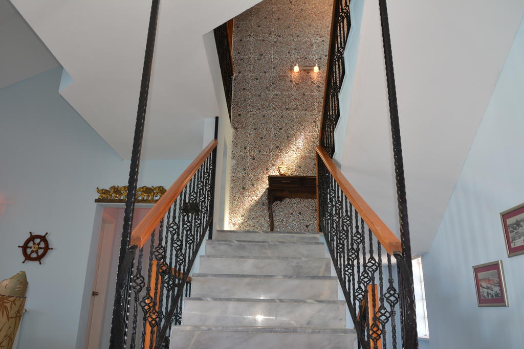 Ciftlik Hotel Çeşme Exterior photo