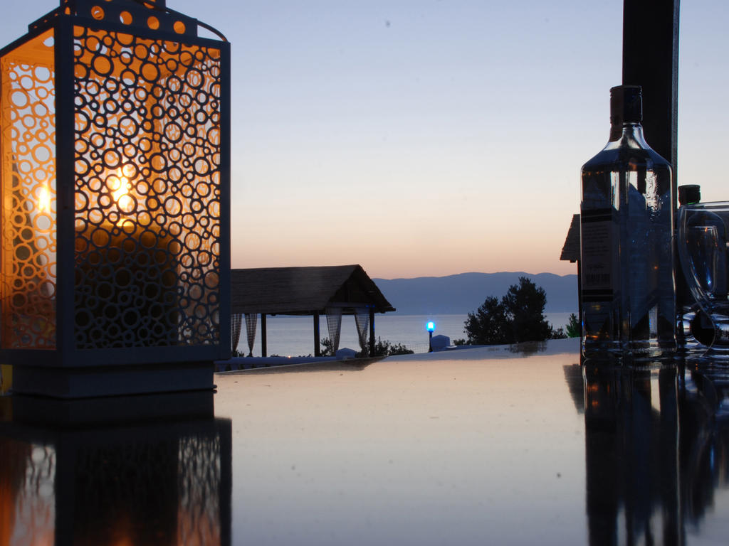 Ciftlik Hotel Çeşme Exterior photo