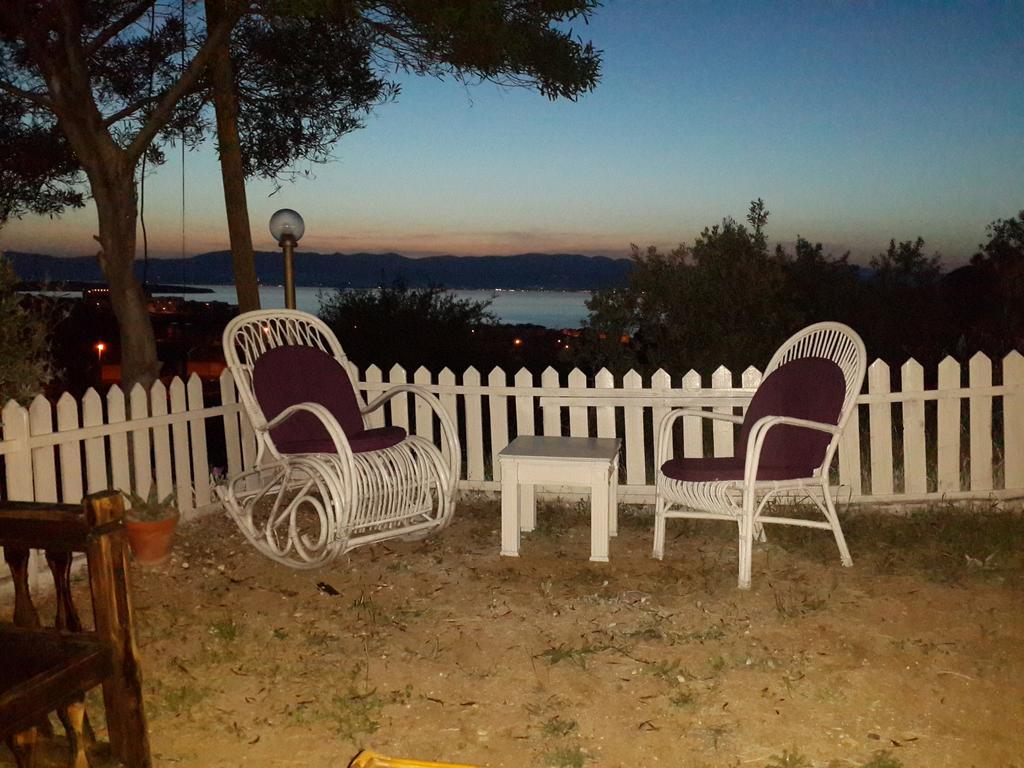 Ciftlik Hotel Çeşme Exterior photo