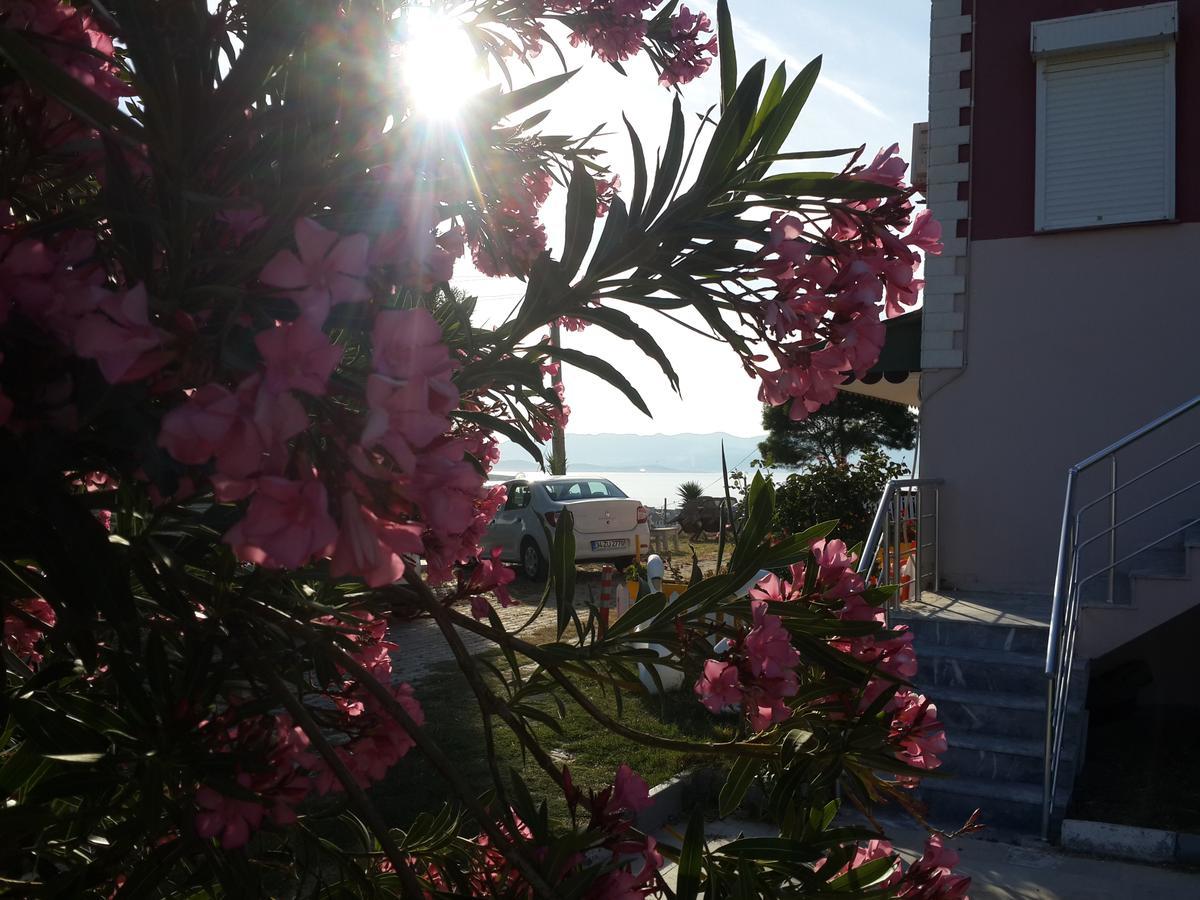 Ciftlik Hotel Çeşme Exterior photo