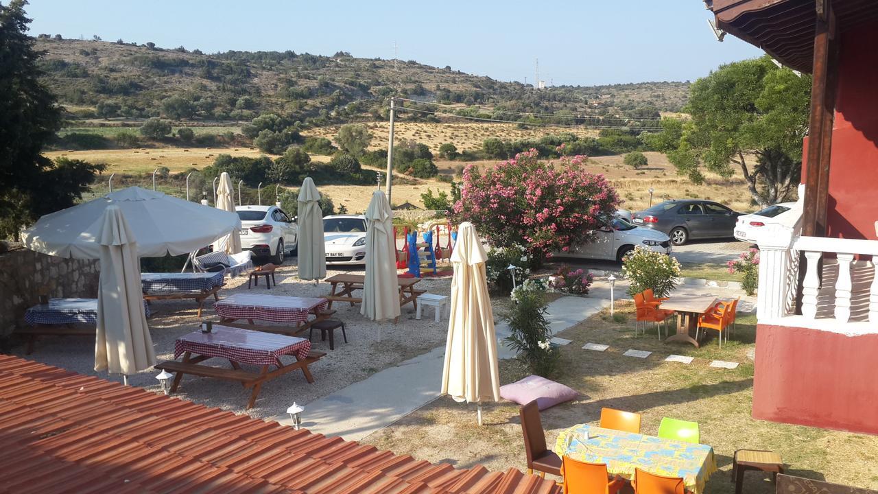 Ciftlik Hotel Çeşme Exterior photo