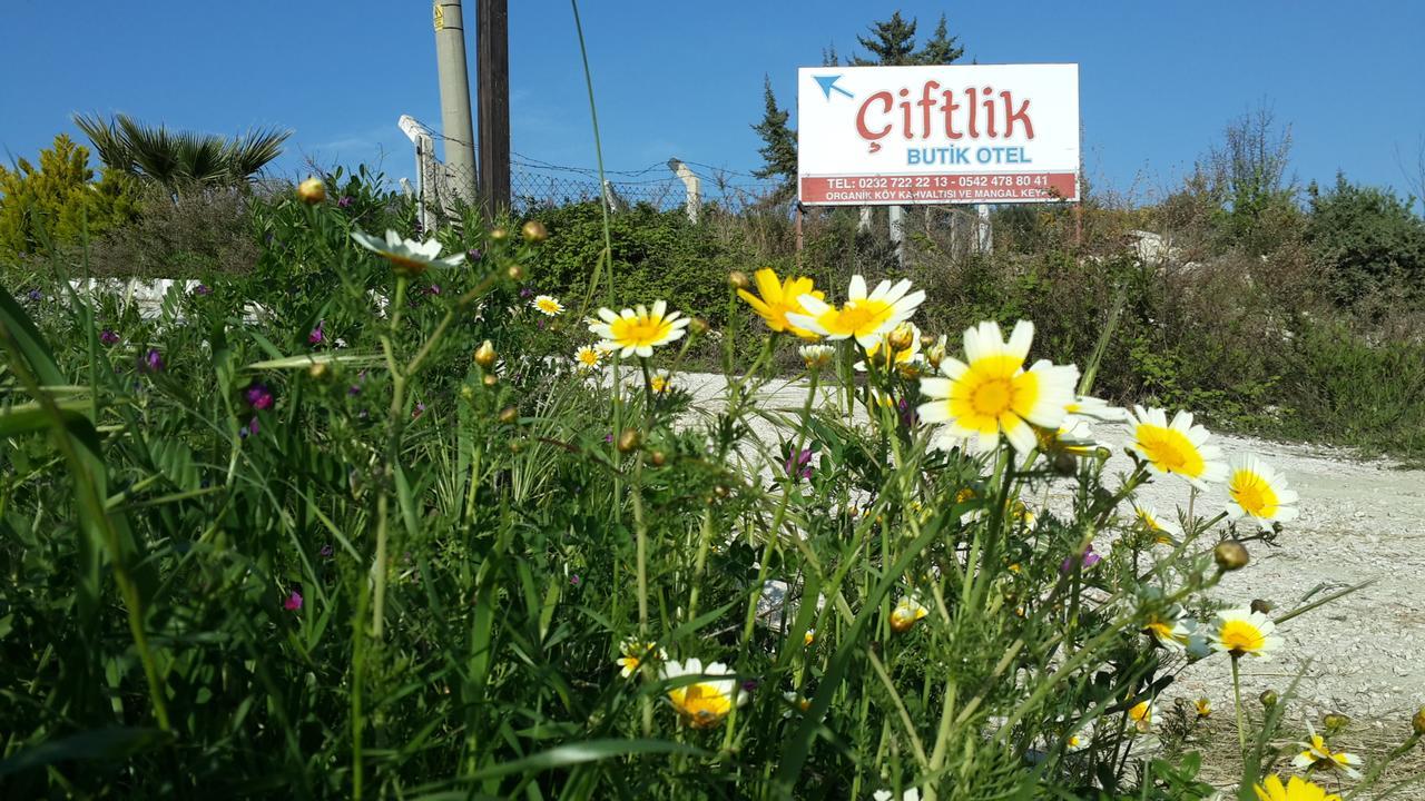 Ciftlik Hotel Çeşme Exterior photo